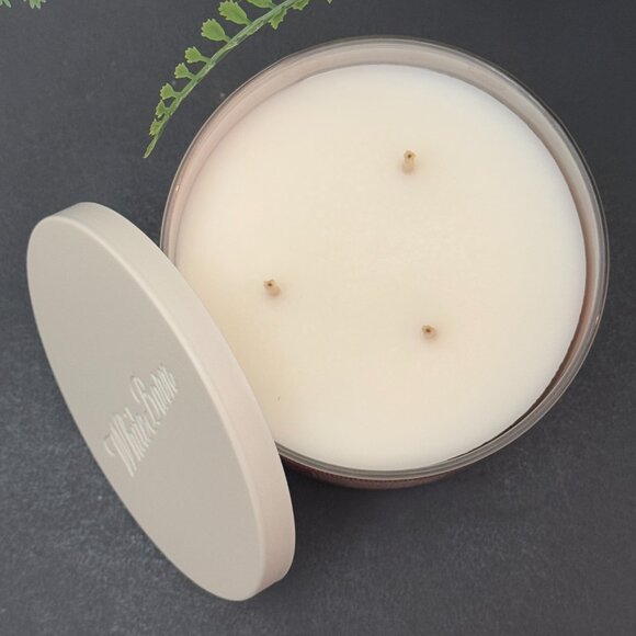 BBW Snowflakes & Cashmere White Barn Bath & Body Works 3 Wick Candle - Picture 6 of 10